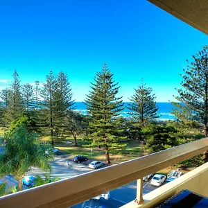 Oceania On Burleigh Aparthotel